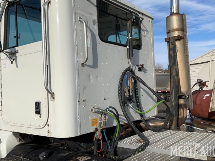 1999-international-9100-image-19