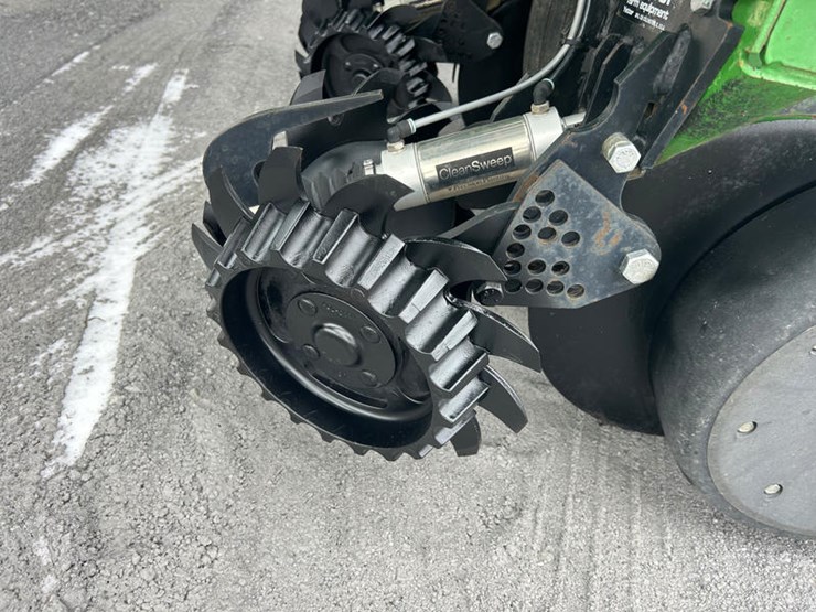 john-deere-1770-image-23