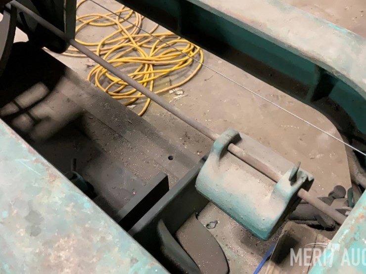 dake-johnson-band-saw-image-6