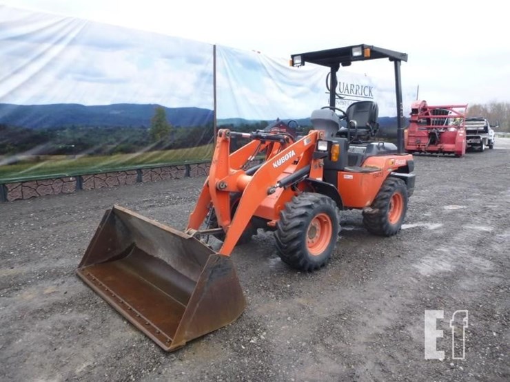 2019-kubota-r430-image-24