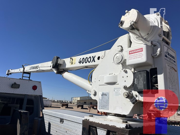 2015-freightliner-business-class-m2-106-image-17