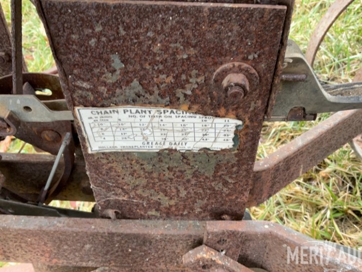 holland-3pt.-tree-transplanter-image-7