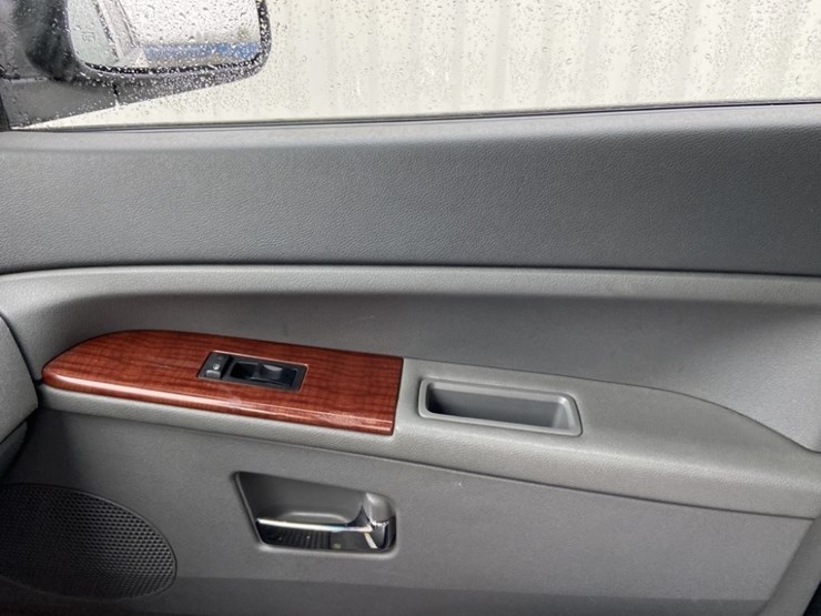 2005-jeep-grand-cherokee-limited-image-22