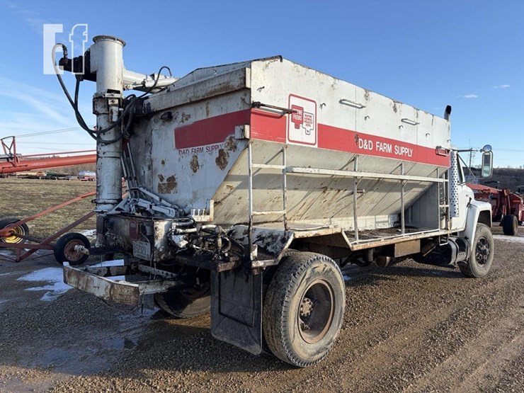 1981-international-s1900-image-3