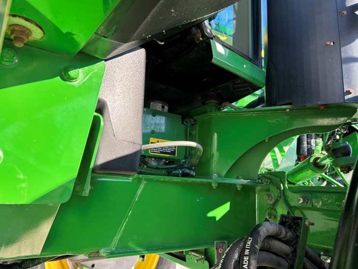 2013-john-deere-4940-image-93