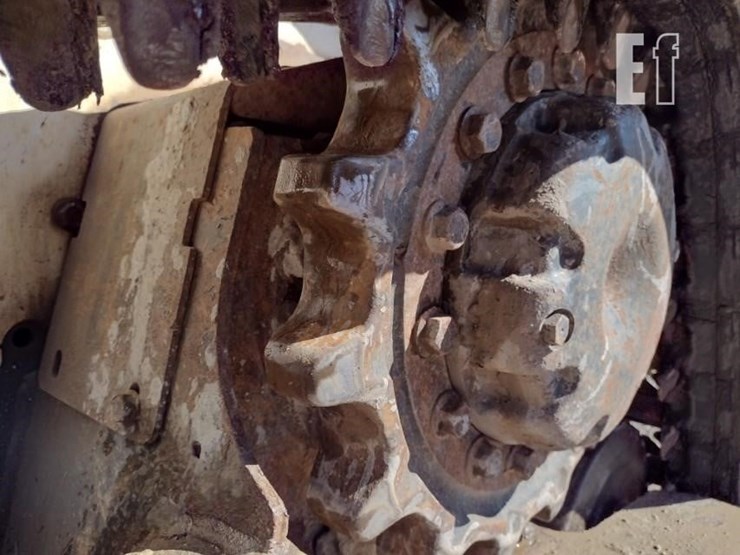 2020-bobcat-t590-image-21