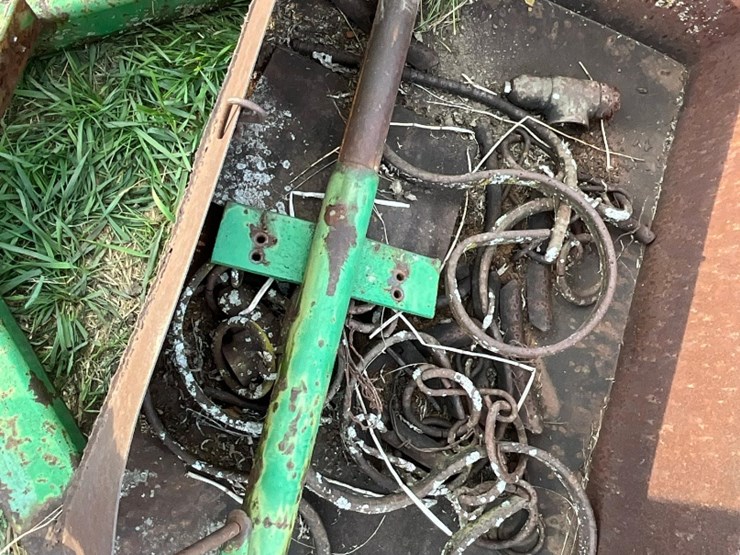 john-deere-implement-trailer-image-4