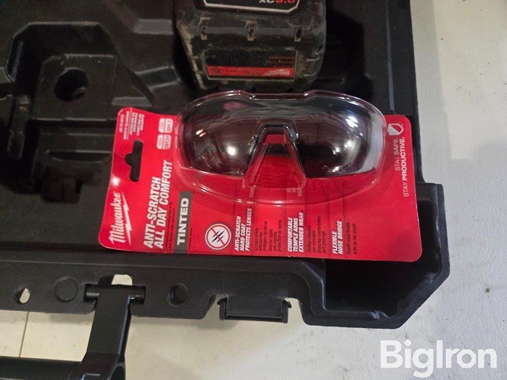 milwaukee-sawzall-image-4