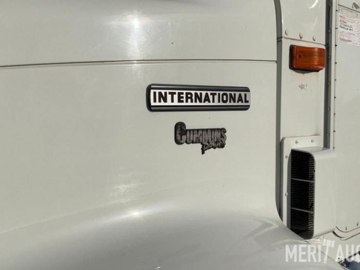 1999-international-9100-image-12