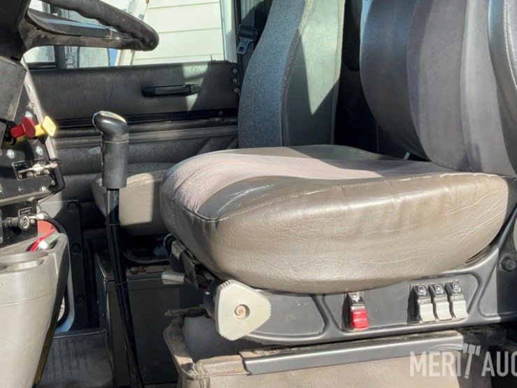 1999-international-9100-image-51