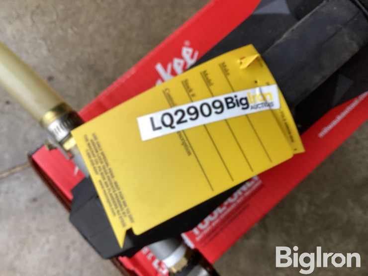 milwaukee-m18-transfer-pump-image-13