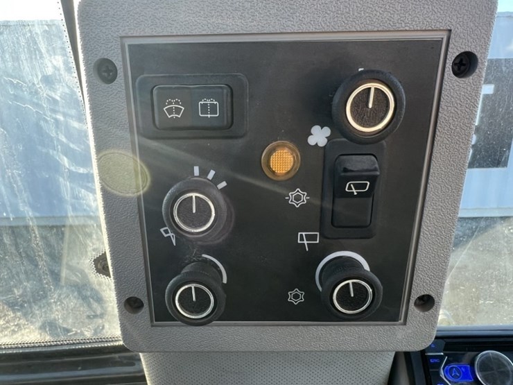 2021-case-570n-ep-image-29