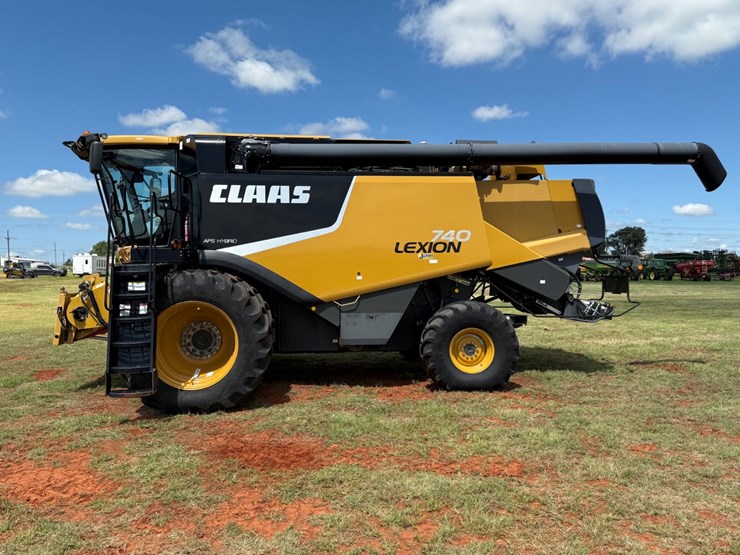 #24-•-claas-740-image-10