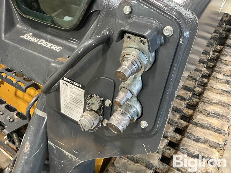 2023-deere-333g-image-19