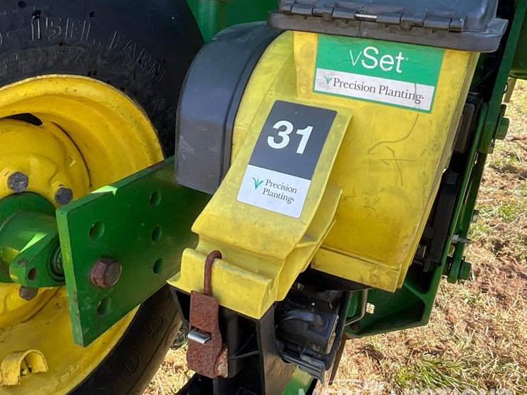 john-deere-1790-image-55