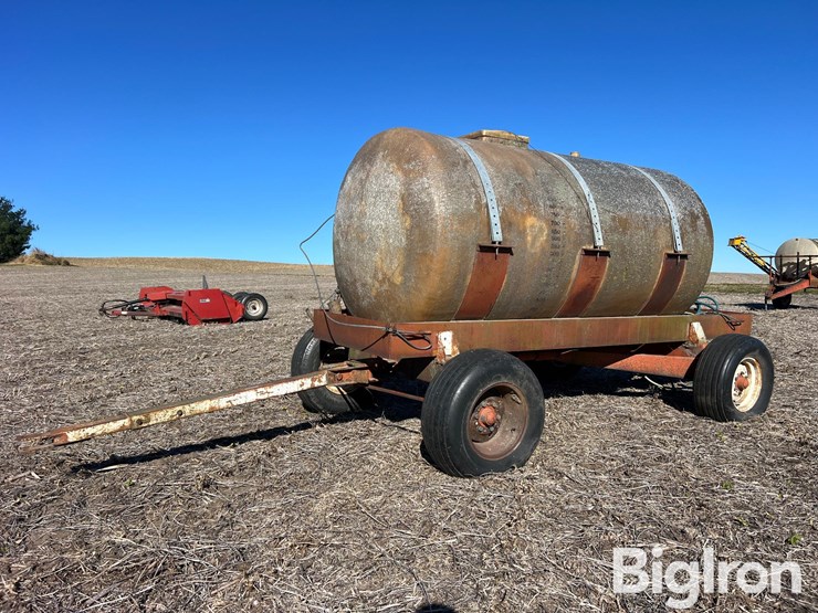 1,000-gal-tank-trailer-image-1