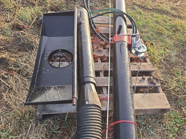 hyd-driven-seed-auger-14ft,-has-seed-tube-image-3