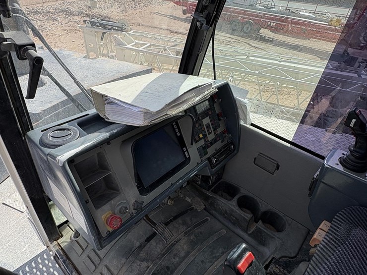 2013-terex-ac200-1-image-14