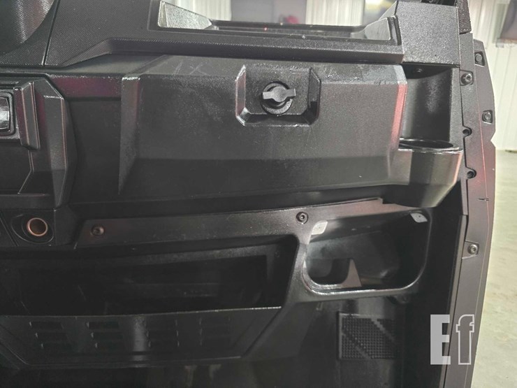 2022-polaris-pro-xd-fs-diesel-crew-image-18