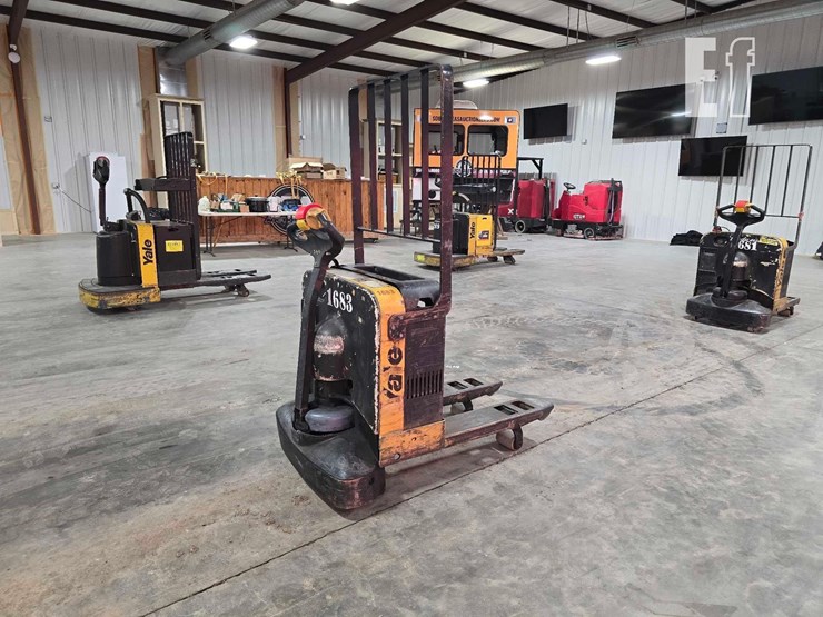 2009-yale-mpb040e-image-3