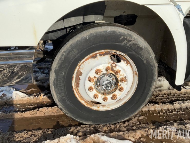 1999-international-9100-image-13