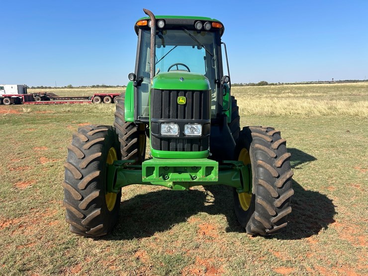 2006-john-deere-7320-image-17