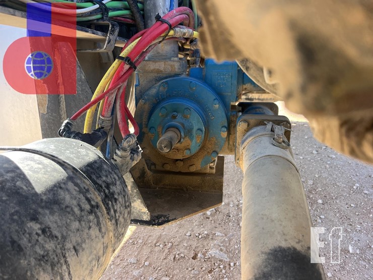 2020-freightliner-coronado-122-sd-image-5