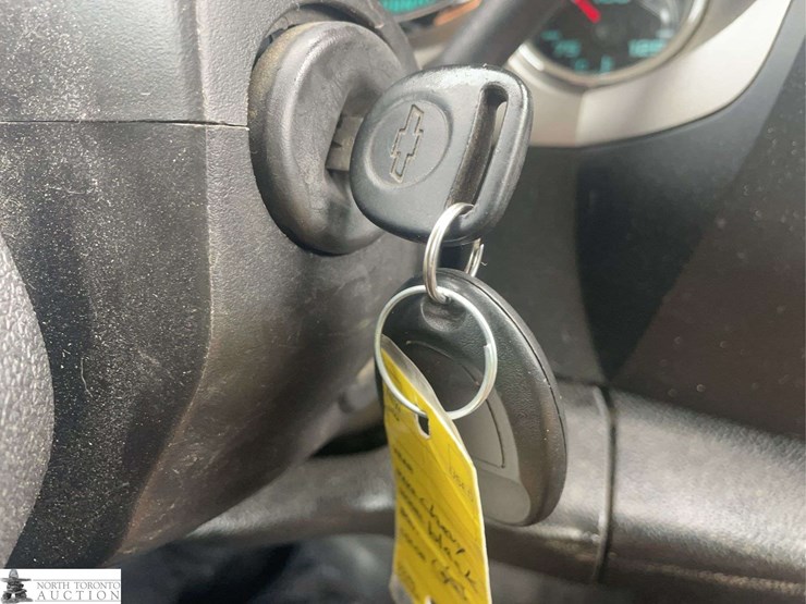 2013-chevrolet-silverado-1500-image-16