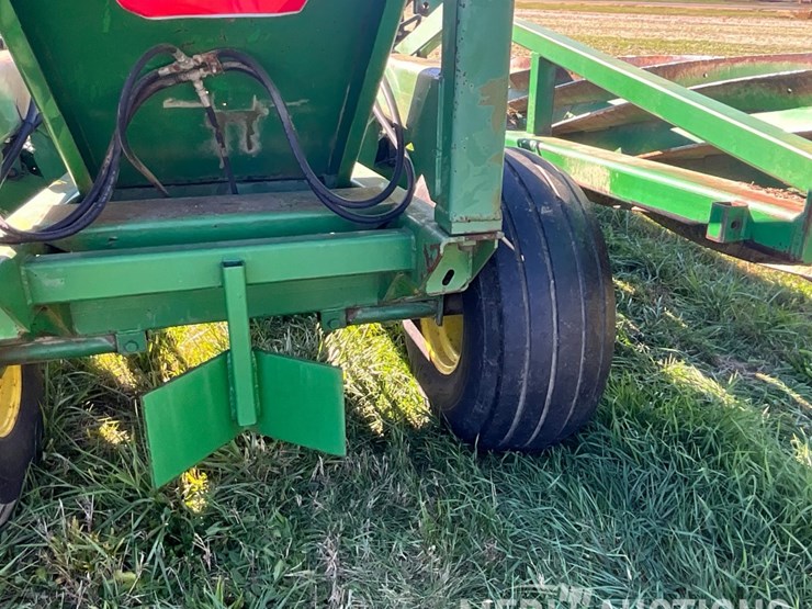 john-deere-530-image-16