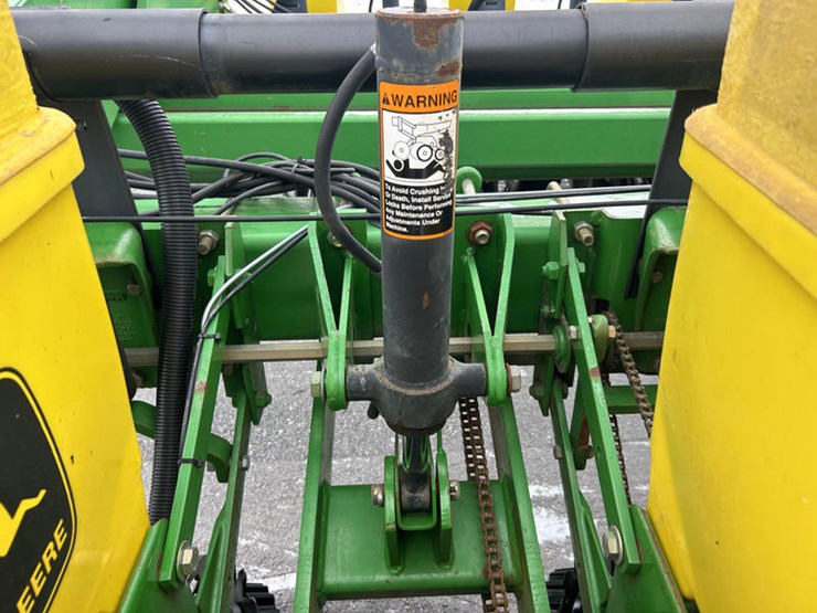 john-deere-1770-image-34