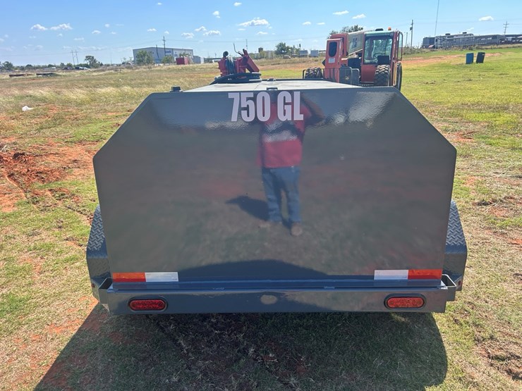 #66-•-2026-x-star-fuel-trailer-image-4