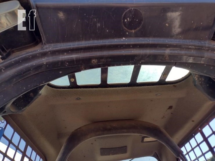 2020-bobcat-t590-image-13