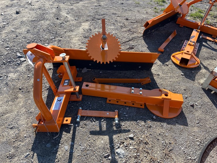 #30-•-unused-4’-3pt-grader-blade-image-1