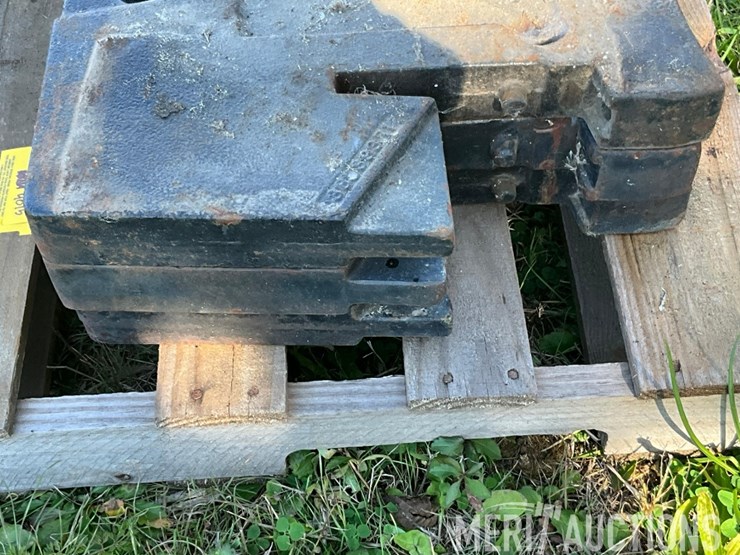 (3)-ih-suitcase-weights-image-1