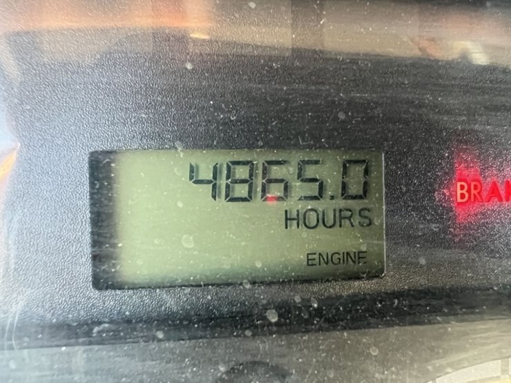 2014-vactor-2100-image-28