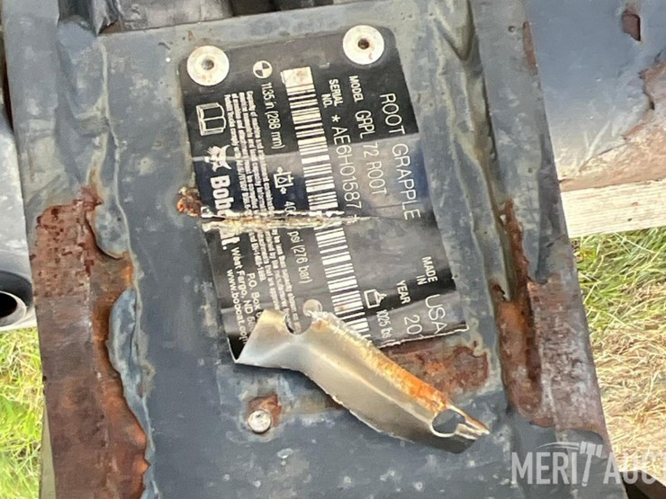 bobcat-72in.-grapple-bucket-image-10