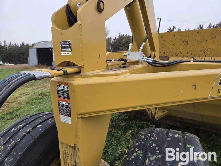 2022-holcomb-1400n-image-12