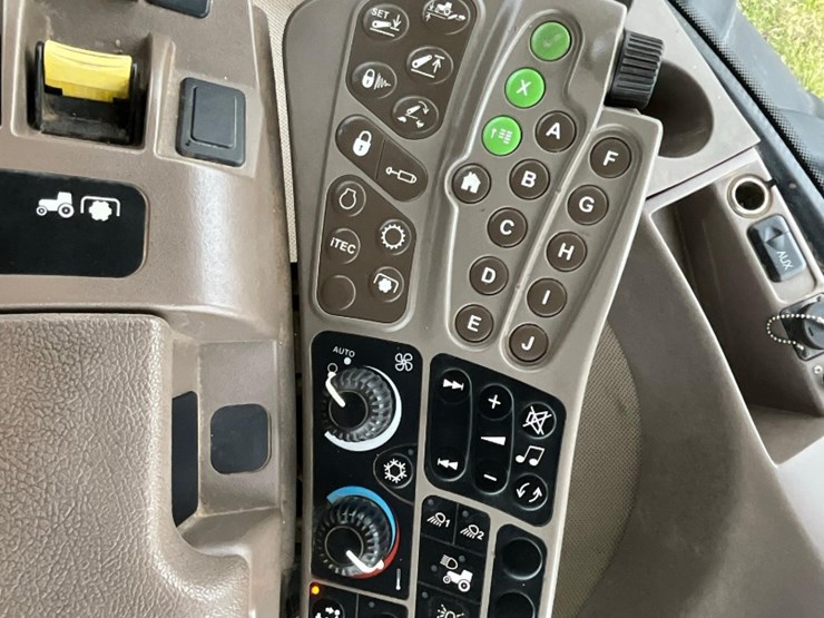 2010-john-deere-8345rt-image-48