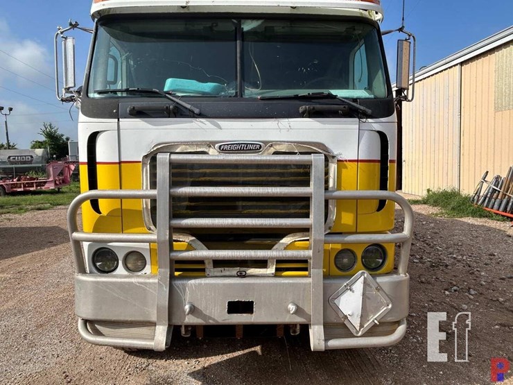 2002-freightliner-argosy-image-2