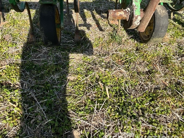 john-deere-8-image-14