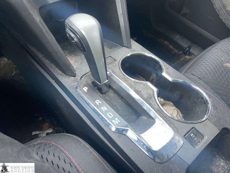 2015-chevrolet-equinox-image-14