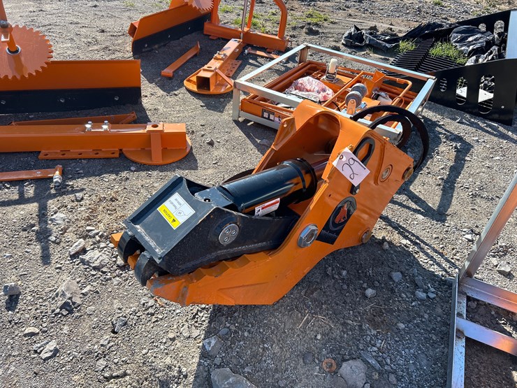 #29-•-wolverine-ehp-11-8t-excavator-hydraulic-clamp-image-3