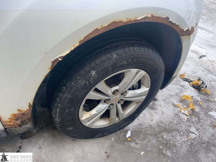 2015-chevrolet-equinox-image-21