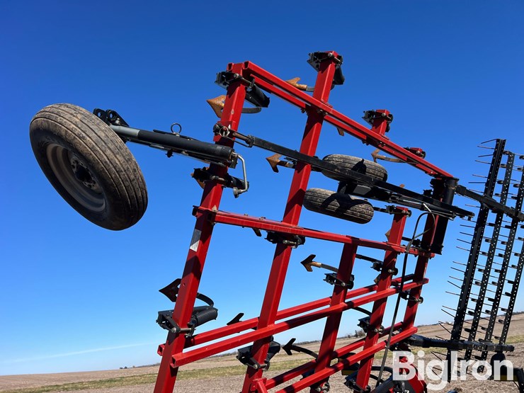 2014-case-ih-200-image-18