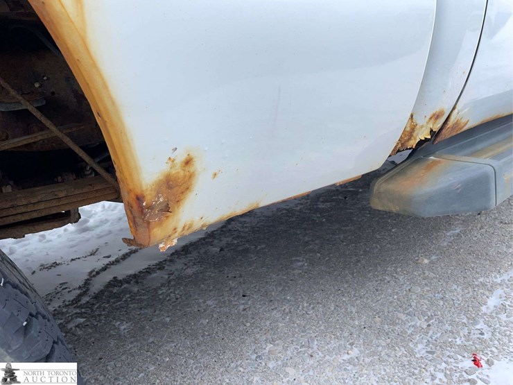 2013-ford-f350-image-30