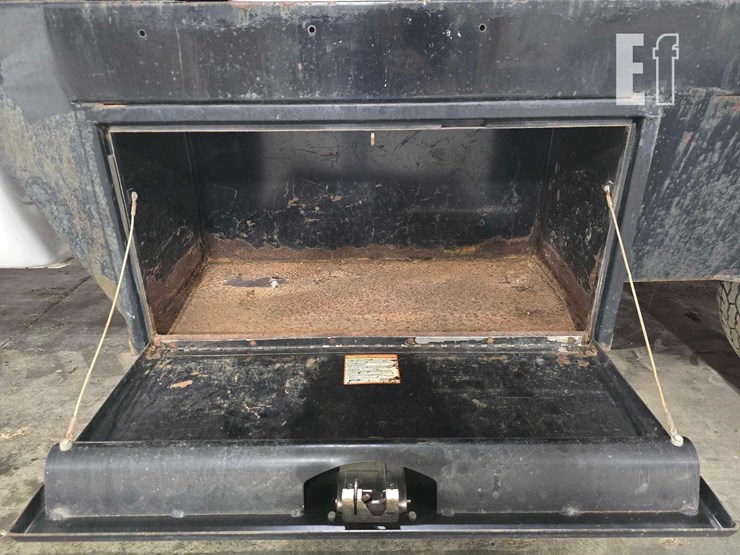 2004-ford-f350-image-15