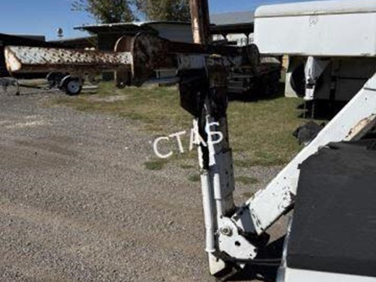 2011-ford-f350-image-15