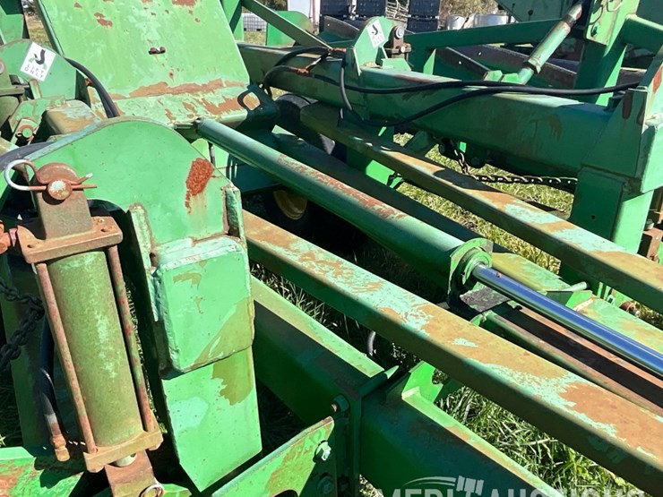 john-deere-530-image-26