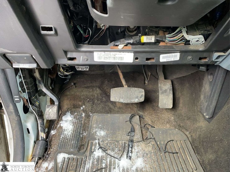 2013-ford-f350-image-17