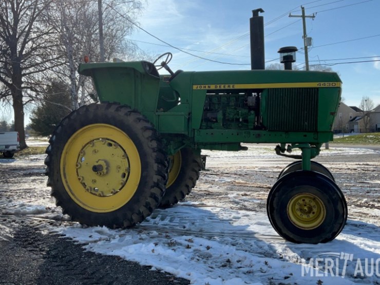 john-deere-4430-image-7